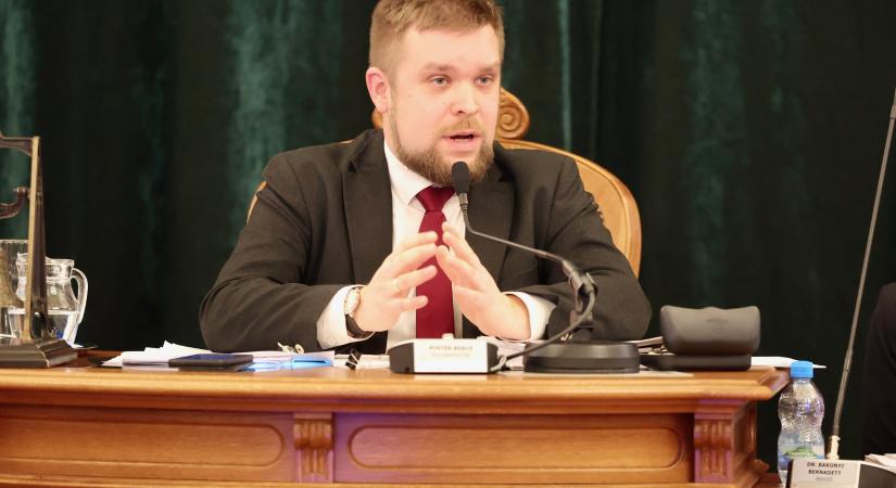 Botrányba fulladt a közgyűlés, a Győr Projekt Kft. cáfolta a polgármester állításait