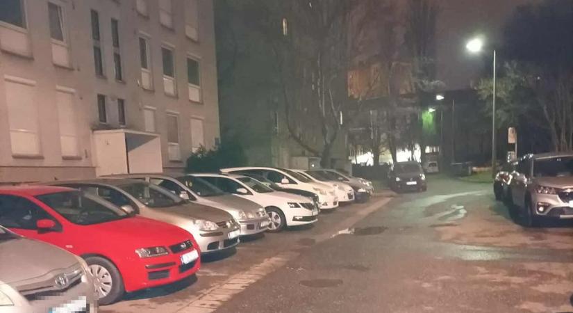 Brutálisan megdrágult a parkolási bérlet Pécsen, de megállni nem lehet sehol