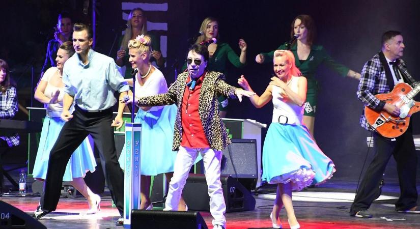 Örökzöld álomra szenderült a jampikirály: Székesfehérváron is örökre nyomot hagyott Fenyő Miklós – videóval