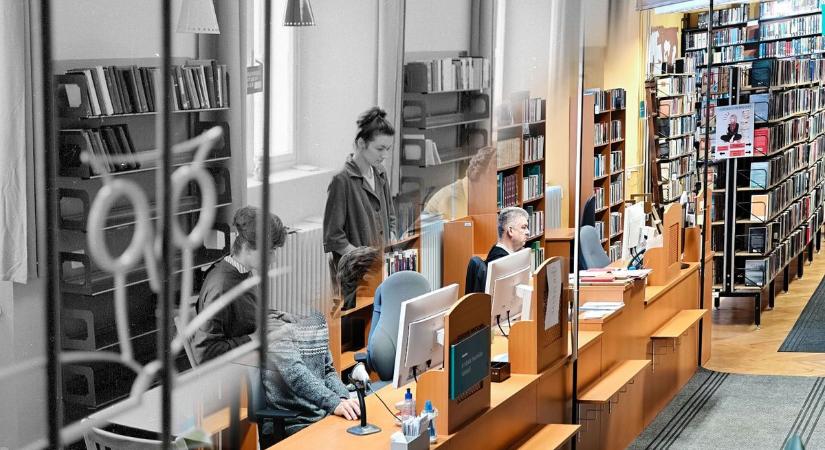 Akkor és most  Vörösmarty Megyei Könyvtár Bartók Béla téri kölcsönző (galéria)