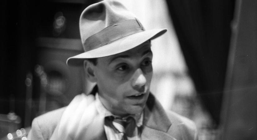 Régi fotókon emlékezünk a Hungária alapítójára