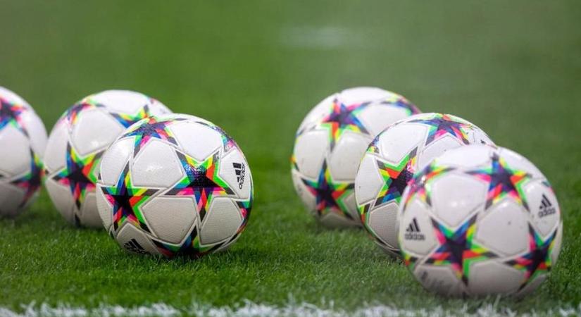 Hollywood visszaköszönt