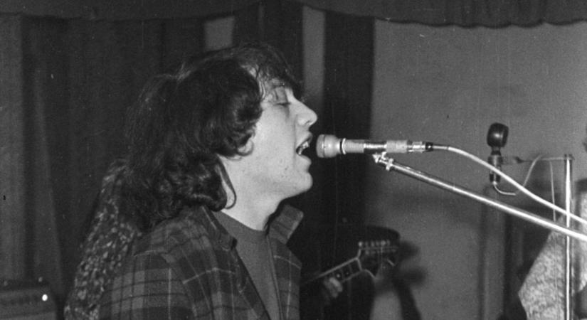 Gyász - Fenyő Miki fiatalon: ezekbe a fotókba minden rajongó szíve beleszakad most