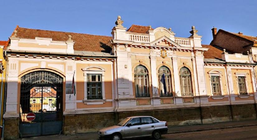 Kezdődhet a Szerencsi Járási Hivatal felújítása