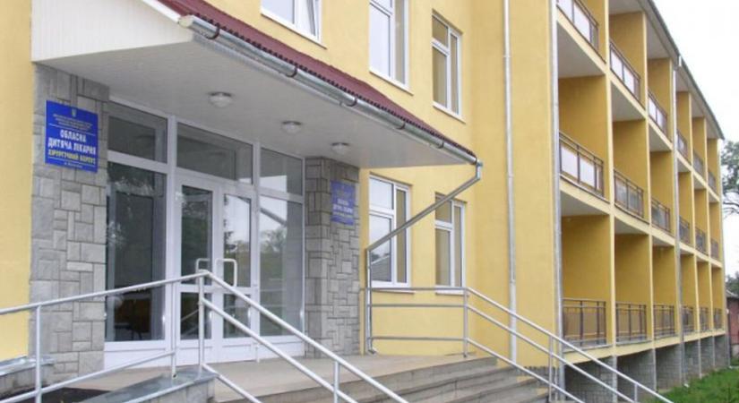 Tragikus haláleset a megyei gyermekkórházban: öthónapos csecsemő vesztette életét