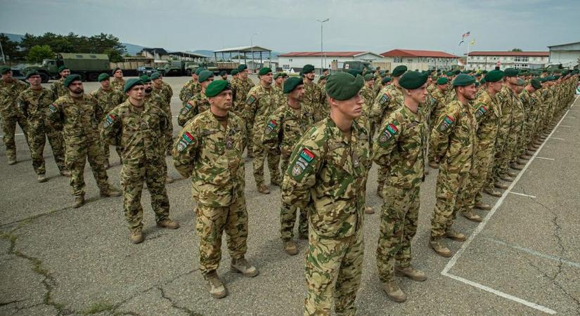 Az osztrák példát megirigyelve ismét napirendre kerülhet a sorkatonaság?