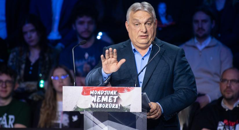 Orbán Viktor: Hatvanban nem kell elmagyarázni, miért rossz a háború