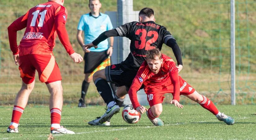 Már februárban elrajtolnak