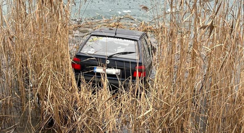 Tóba hajtott egy Felícia Szencnél