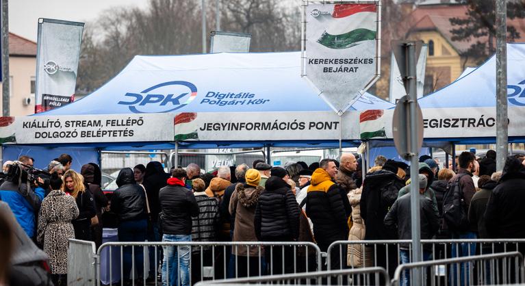 Véleményt mondtak Lázár János mondatairól a kormány hívei