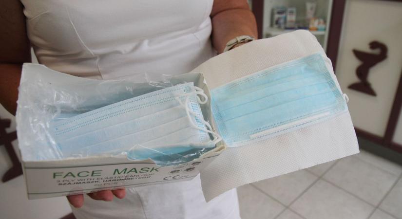 Kötelező maszkhasználatot rendeltek el a siófoki kórházban