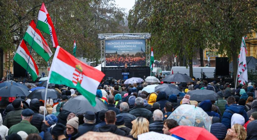 Baltával támadtak a tiszás önkéntesekre Debrecenben, a rendőrség eljárást indított