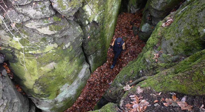Ebben a nógrádi bazaltsikátorban garantált a klausztrofóbia