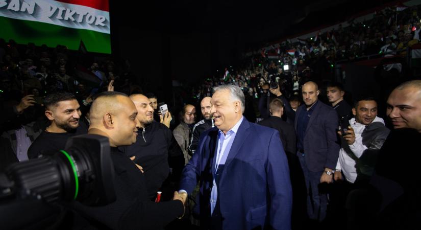 Orbán Viktor: szemenszedett hazugság, hogy a választások után megszorítás kellene