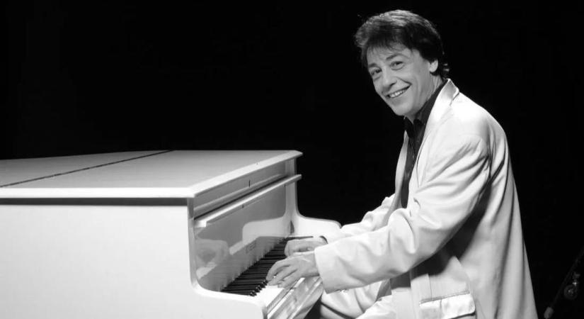 Sosem látott videó került elő Fenyő Miklós utolsó szolnoki koncertjéről, bele borzonganak a rajongók