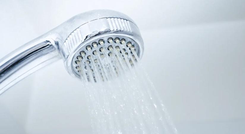 Milyen gyakran kell cserélni a zuhanyfejet és mi történik, ha nem tesszük?