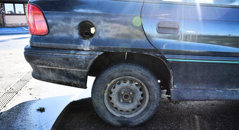 Valaha Opel Astra volt az a roncs, amelyet megállítottak a rendőrök az M30-ason