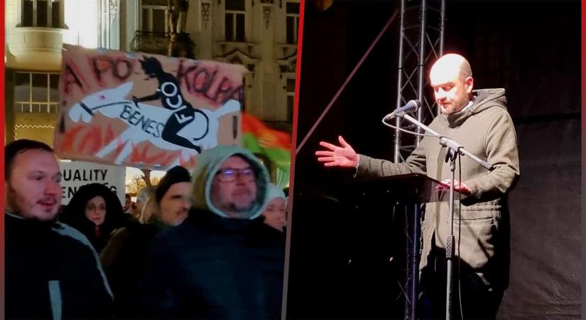 Tessék: A PS-t láthatóan hidegen hagyja a tüntetés és az egész Beneš-ügy. Amit akart, már megkapta