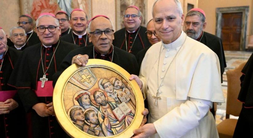 A pápa a perui püspökökhöz: éljetek úgy, mint az apostolok