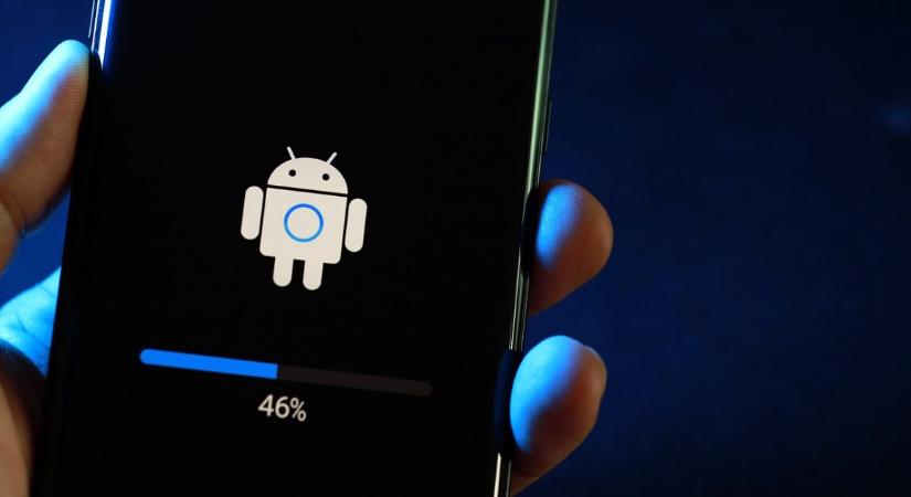 Titokban 9 millió Android-telefont térítettek el