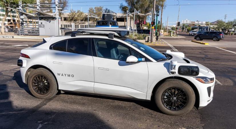 Önvezető autó ütött el egy iskolába tartó gyermeket