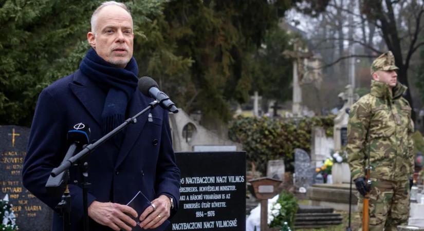 Szalay-Bobrovniczky Kristóf: Nagybaczoni Nagy Vilmos Magyarország feledhetetlen nagy hőse volt