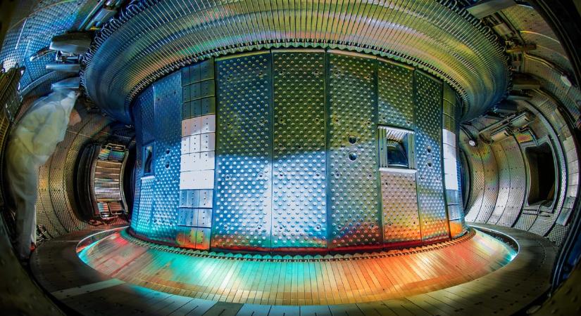 Megunták a bonyolult szerelést, csavartak egyet a fúziós erőművek felépítésén