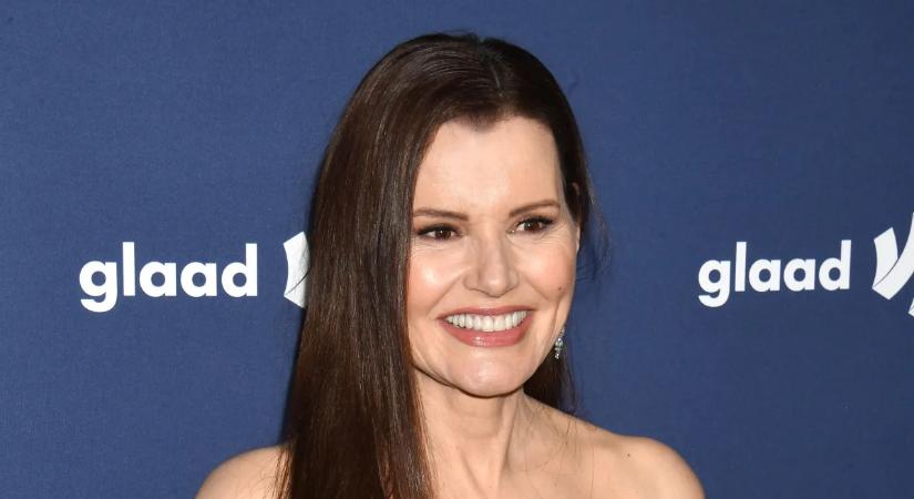 Eltorzult a plasztikától a nyolcvanas évek szépsége: a Stranger Things alkotói csaptak le rá!