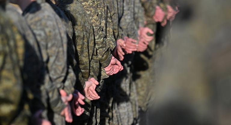 Elmondták véleményüket a magyarok, ennyien támogatnák a sorkatonaság visszaállítását