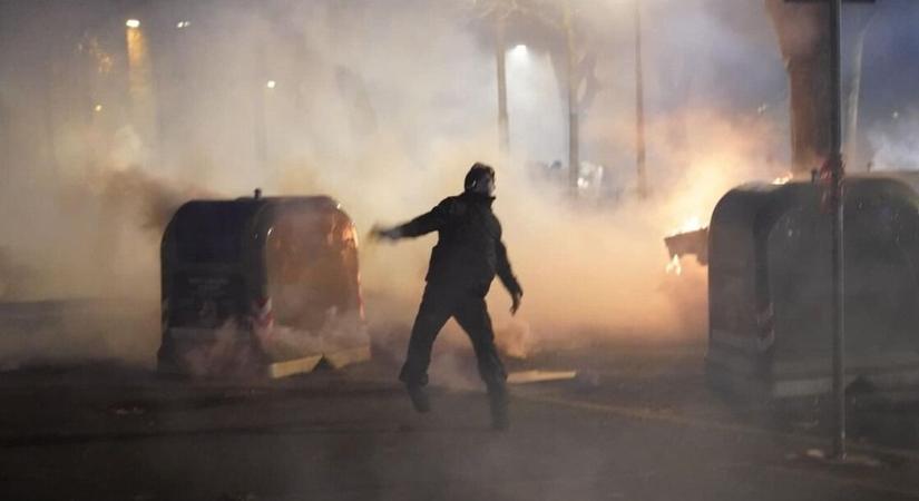 Brutális erőszak, káosz, sérültek: csatatérré változtatta Torinó utcáit az antifa (VIDEÓ)