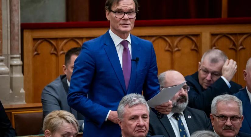 Jakab Péter beruházott egy új Suzukira, Bánki Erik megvette harmadik motorját