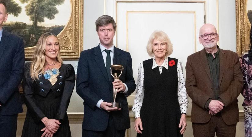 Sarah Jessica Parker hozza el a hollywoodi sikert a magyar írónak