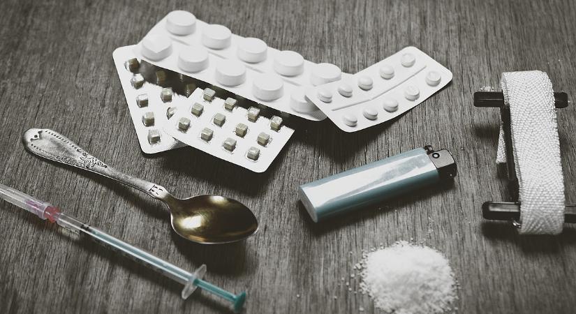 Nyert a lottón a svindlis nyugdíjas, drogbirodalmat épített a nyereményből