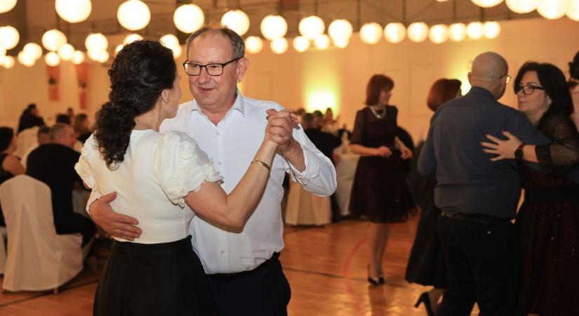 Együtt mulattak az agrárium szereplői – ilyen volt az idei Gazdászbál (képgalériával)