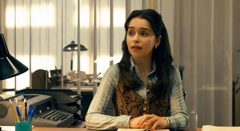 Emilia Clarke Budapesten forgatott kémsorozattal hagyja maga mögött a sárkányokat