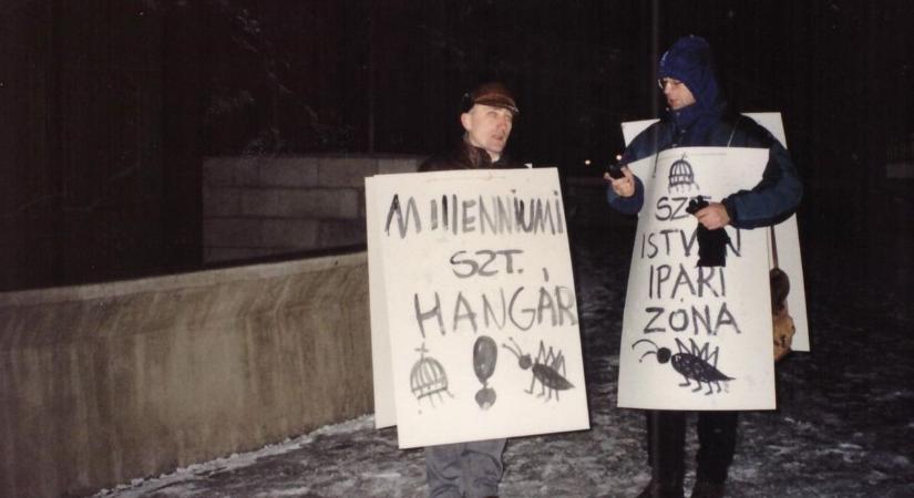 Ilyen volt a „csótány” elleni első fehérvári tüntetés