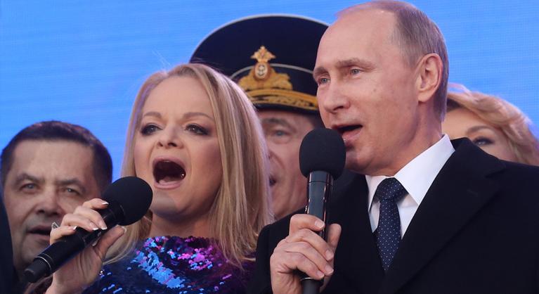 A Putyin-hű popsztár ingatlancsalási ügye összefogta az oroszokat, a Kreml is megrettent