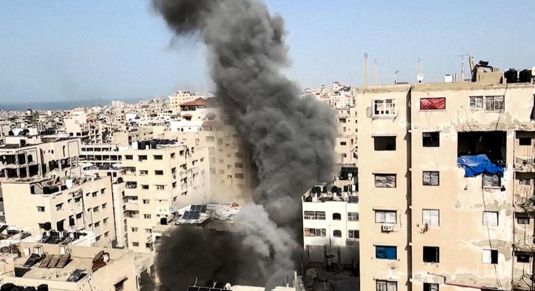 Halálos légitámadást indított Izrael, hónapok óta nem látott pusztítást okozva Gázában