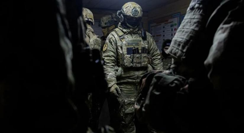 Amputáció, pánikbetegség, vegyi sérülések – visszafordíthatatlan sebeket okoz a háború