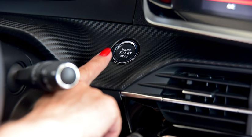 Sokan rosszul csinálják: így kell helyesen indítani az autót hidegben