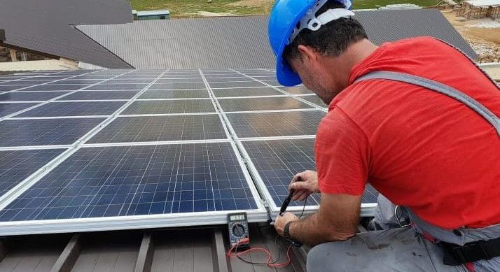 Napfényben fürdik a hálózat – Merre tart Magyarország a ,,zöldúton”?