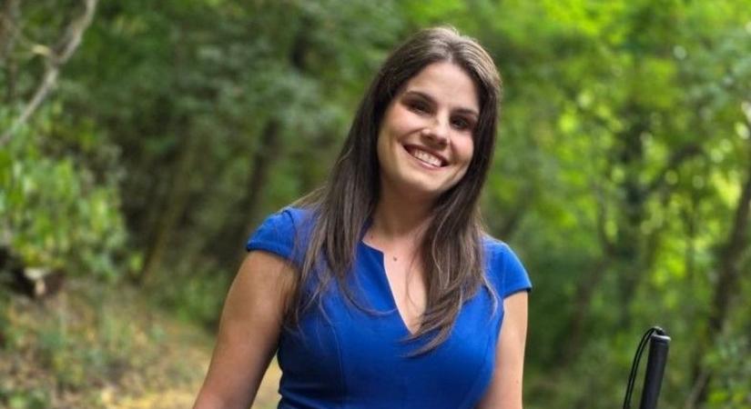 Közismert színművésztől kapott megható hívást Agárdi Szilvi, miután a zalai otthonuk leégett