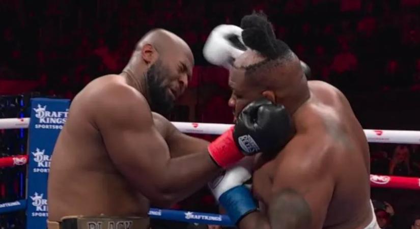 Leütötték a fejéről a haját a nehézsúlyú bokszolónak, de így is nyert