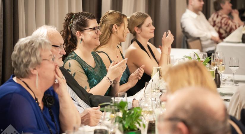 Nemcsak egy bál: egymillió forint gyűlt össze jó ügyért a XXII. Kézműves Bálon