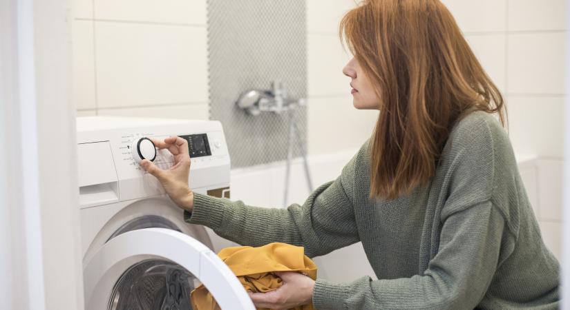 Miért ne mossunk 40 fokon ruhákat: Melyik beállítások a legjobbak?