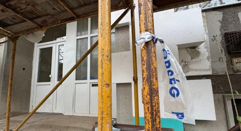 Tucatnyian gyászolják a 27 éves Viktort Debrecenben: „Szégyenletes gyilkosság vetett véget az életének”