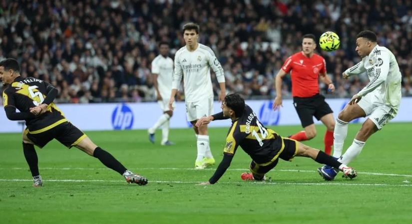 Drámai sérülés, 11-es a 100. percben, két piros lap: őrült meccset játszott a Real Madrid