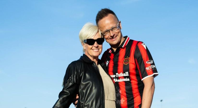 Szijjártó felesége biztosra ment: megvásárolta a dunakeszi házuk utcájában lévő üres telkeket