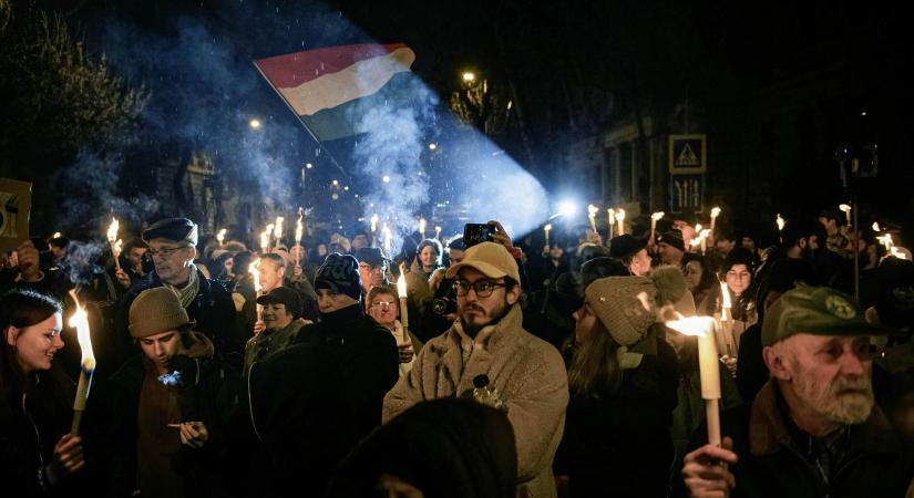 „Szisztematikusan leépítik az egész társadalmat, és mindig a cigányokkal kezdik”