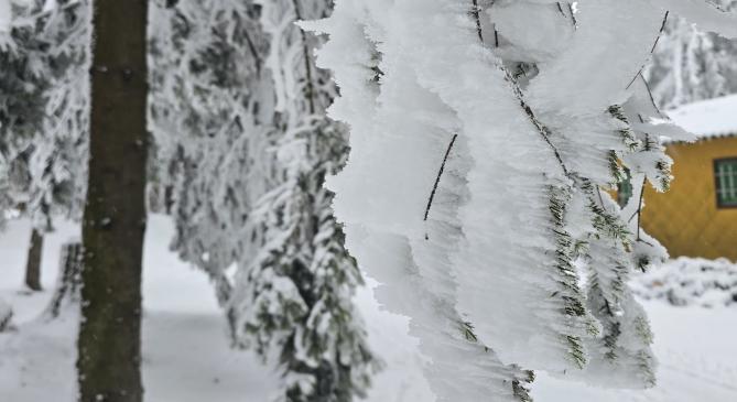 Vastag zúzmara borítja Kékestetőt